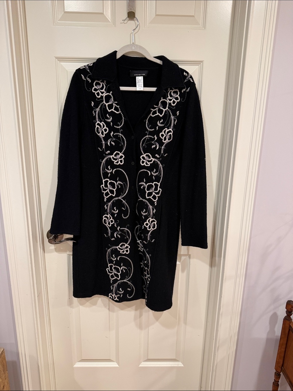 Jones New York Black Long Sleeve Floral-Embroidered Cardigan